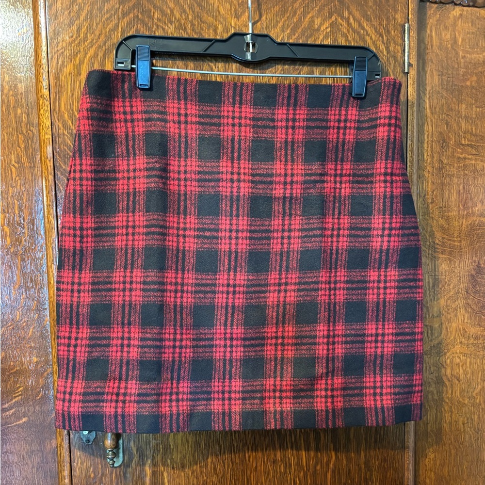 Holiday Plaid Miniskirt from Boston Proper…. Size 10…. New-with Tags.